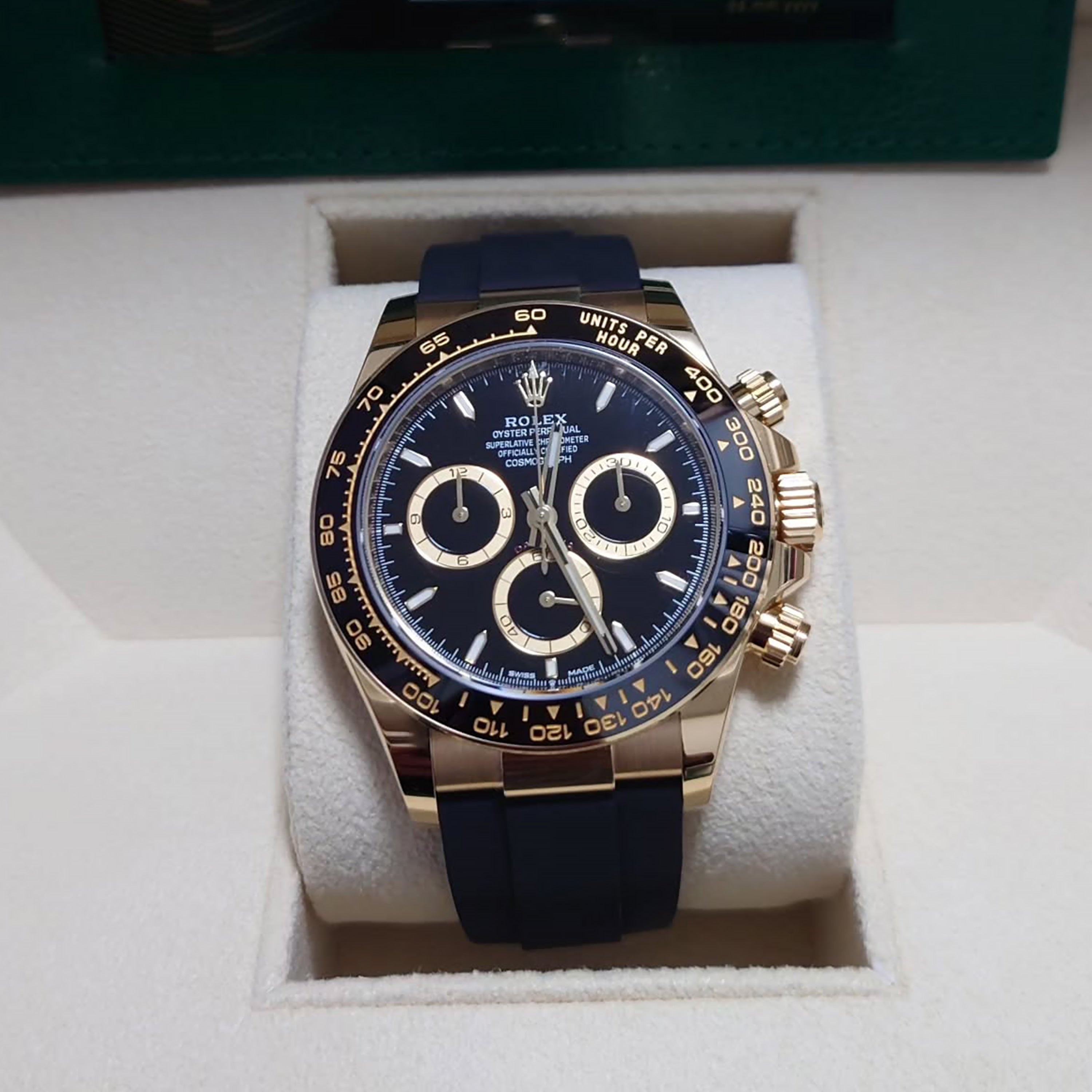 Rolex Cosmograph Daytona 40mm, 18k Yellow Gold, Ref# 126518ln-0008