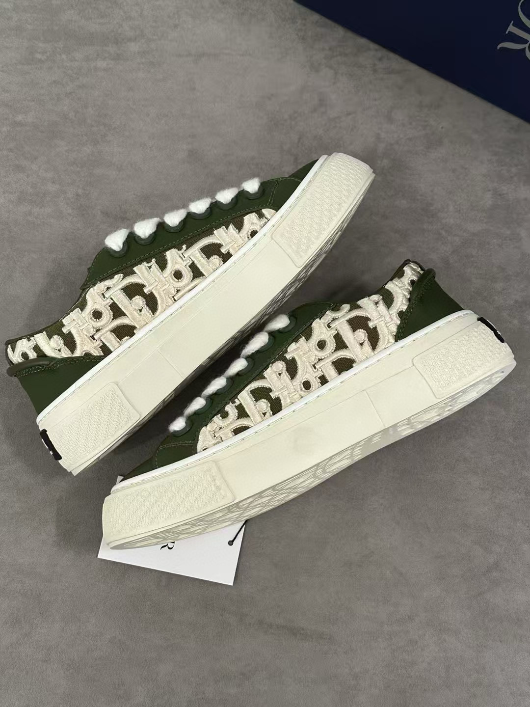 dior-b33-sneaker-dior1334-3555