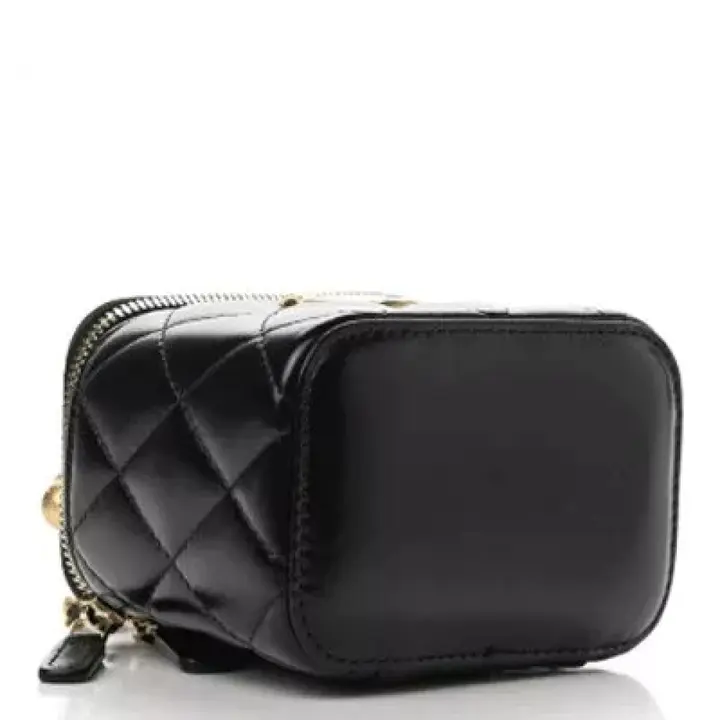 CC Calfskin Quilted Mini Perfect Fit Vanity Case With Chain Black