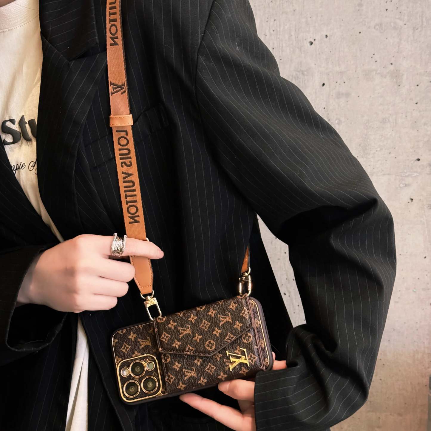 advanced-leather-iphone-case-with-wallet-and-strap-brown-7214