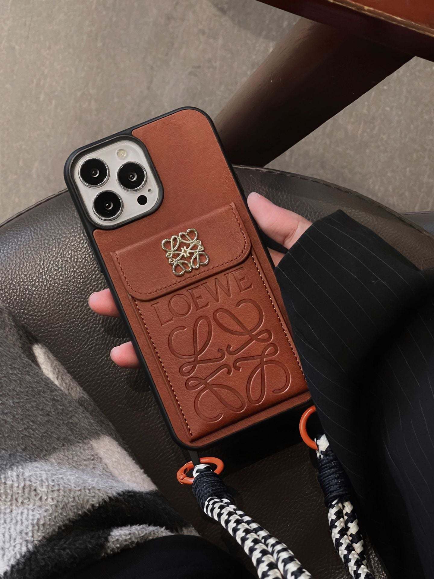 loe-card-holder-leather-iphone-case-5449