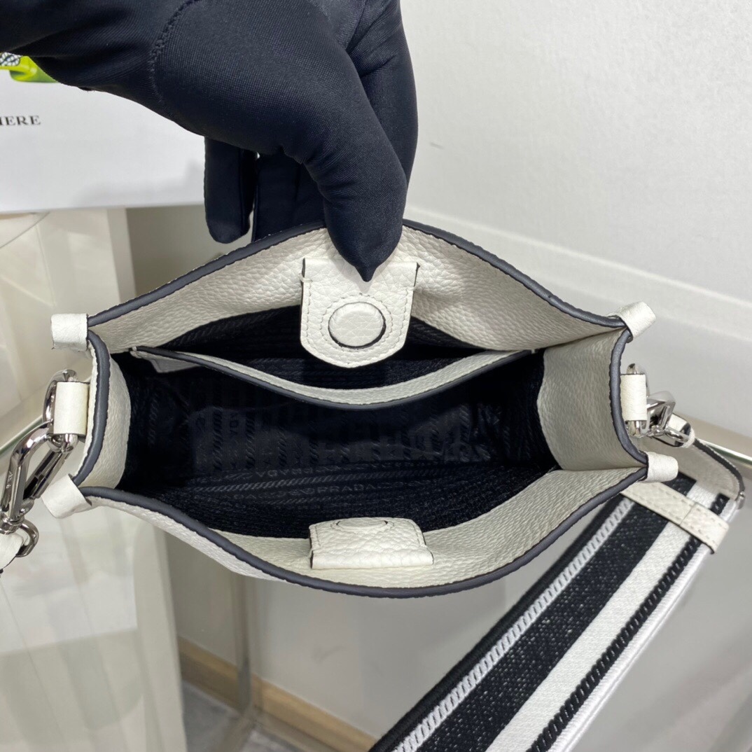 Pra Mini Shoulder Bag White For Women, Women's Bags 7.9in/20cm