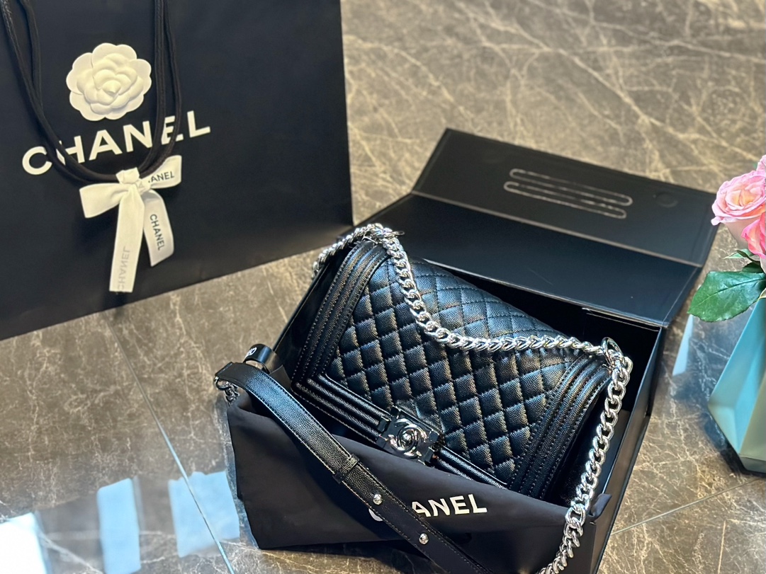 cc-new-arrival-leboy-caviar-leather-size-25-cm-7590