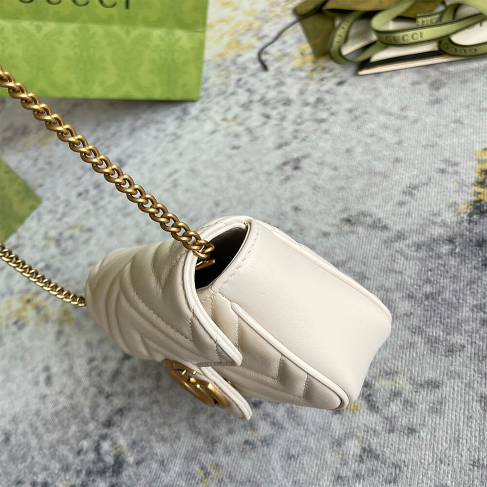 gg-marmont-matelasse-leather-super-mini-bag-5792