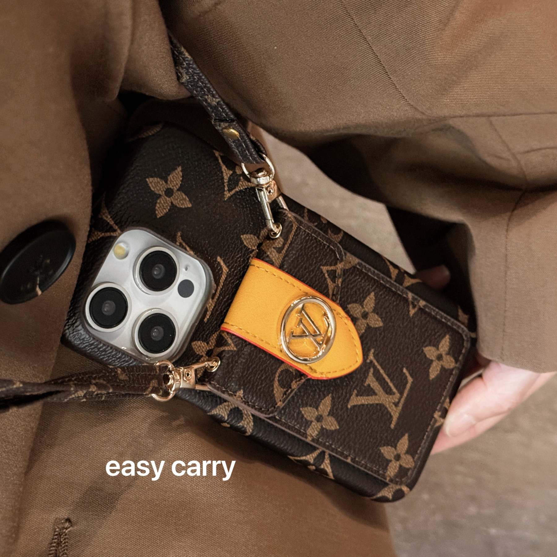 lou-card-holder-chain-iphone-case-2670