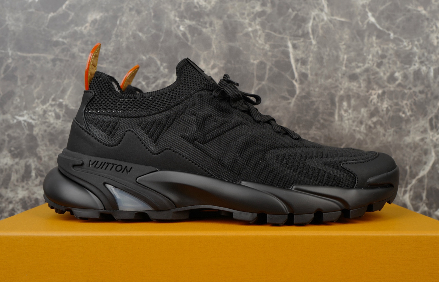 louis-vuitton-sneaker-lsvt1515-1440