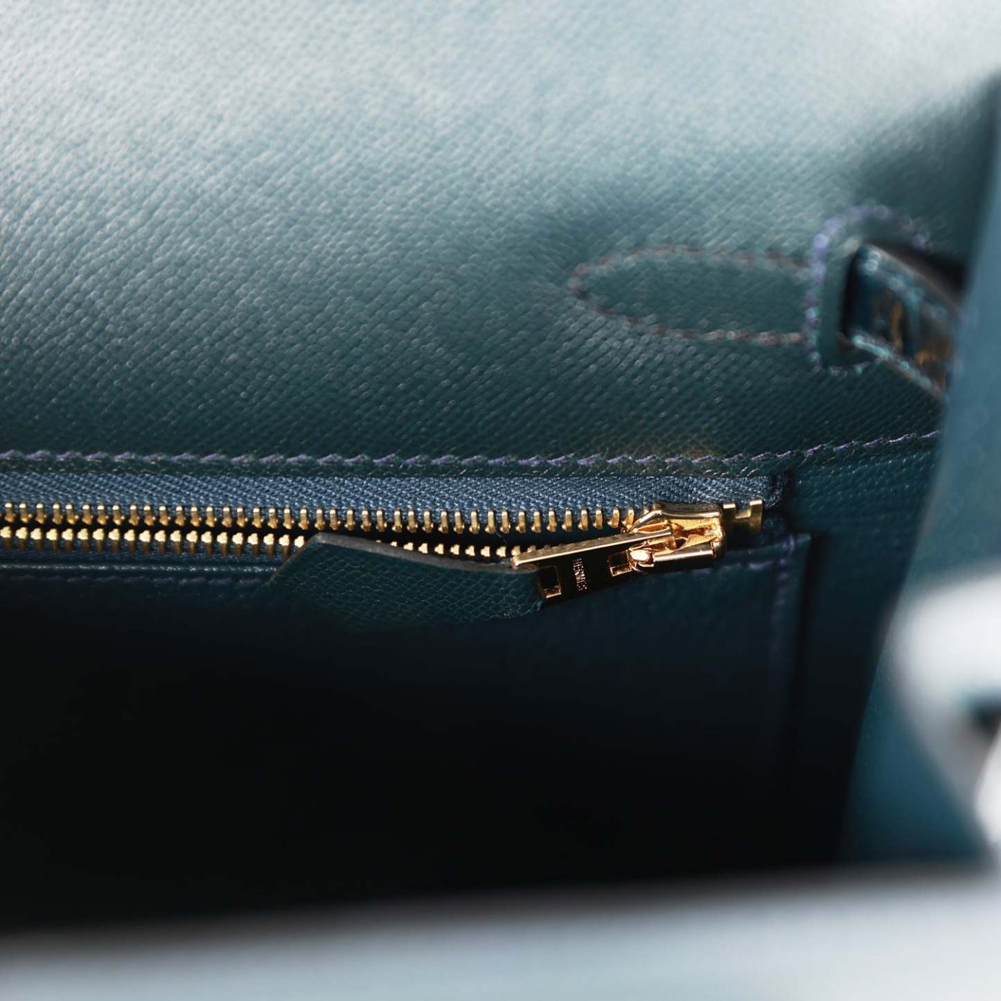 H Kelly Sellier 25 Vert Rousseau Madame and Shiny Niloticus Crocodile Touch Gold Hardware