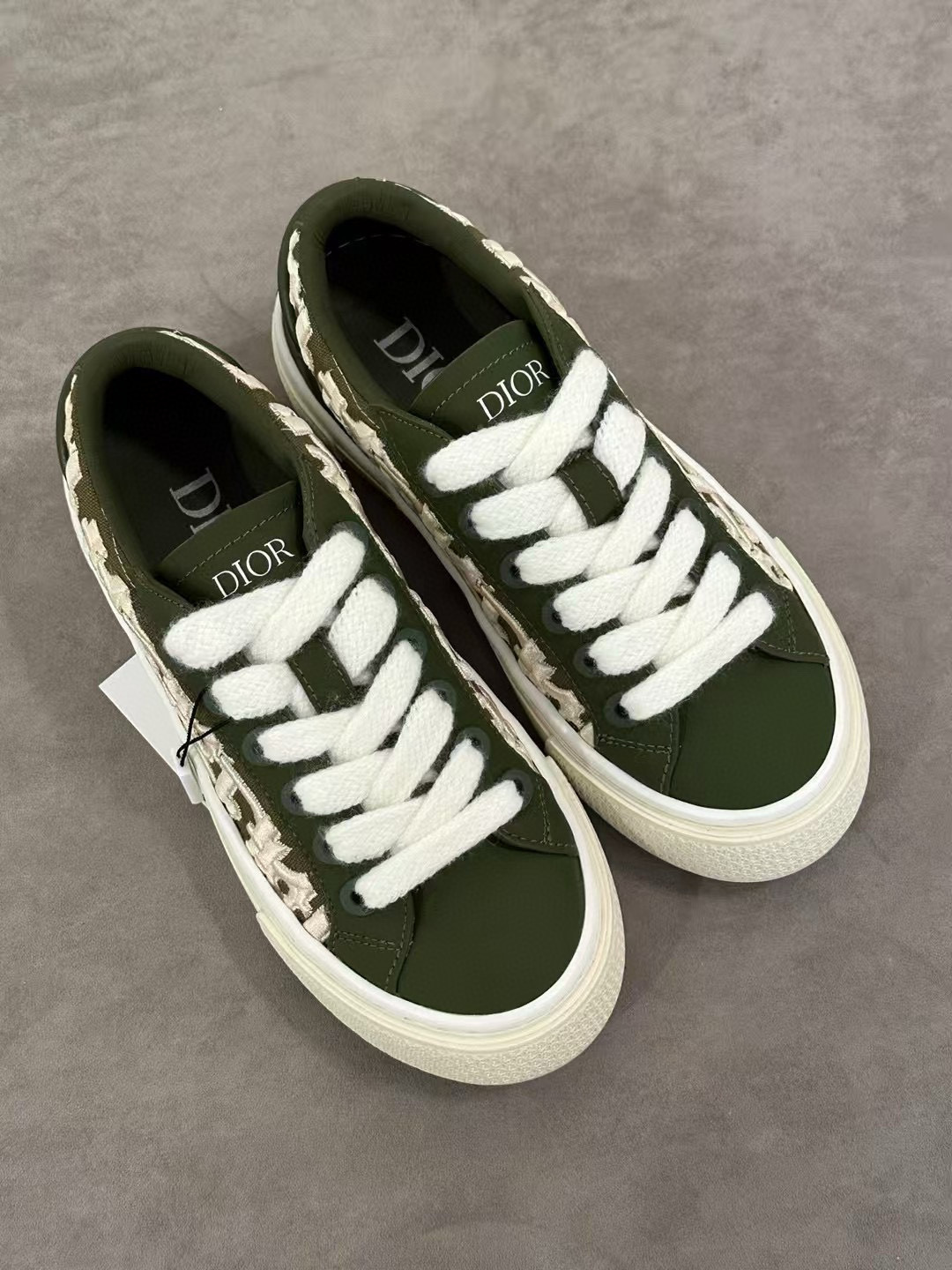 dior-b33-sneaker-dior1334-3555