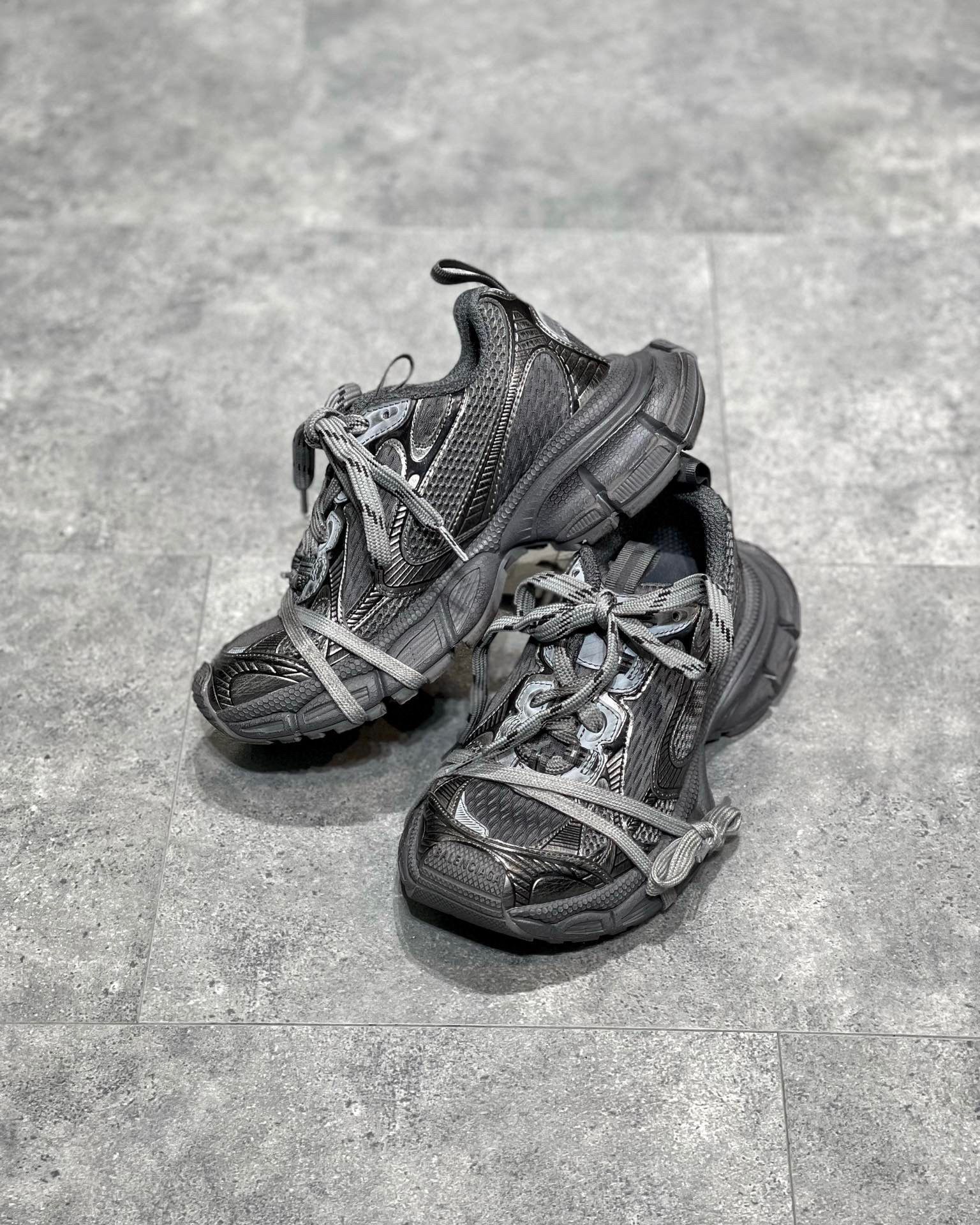 3xl-sneaker-blnc1166-2645