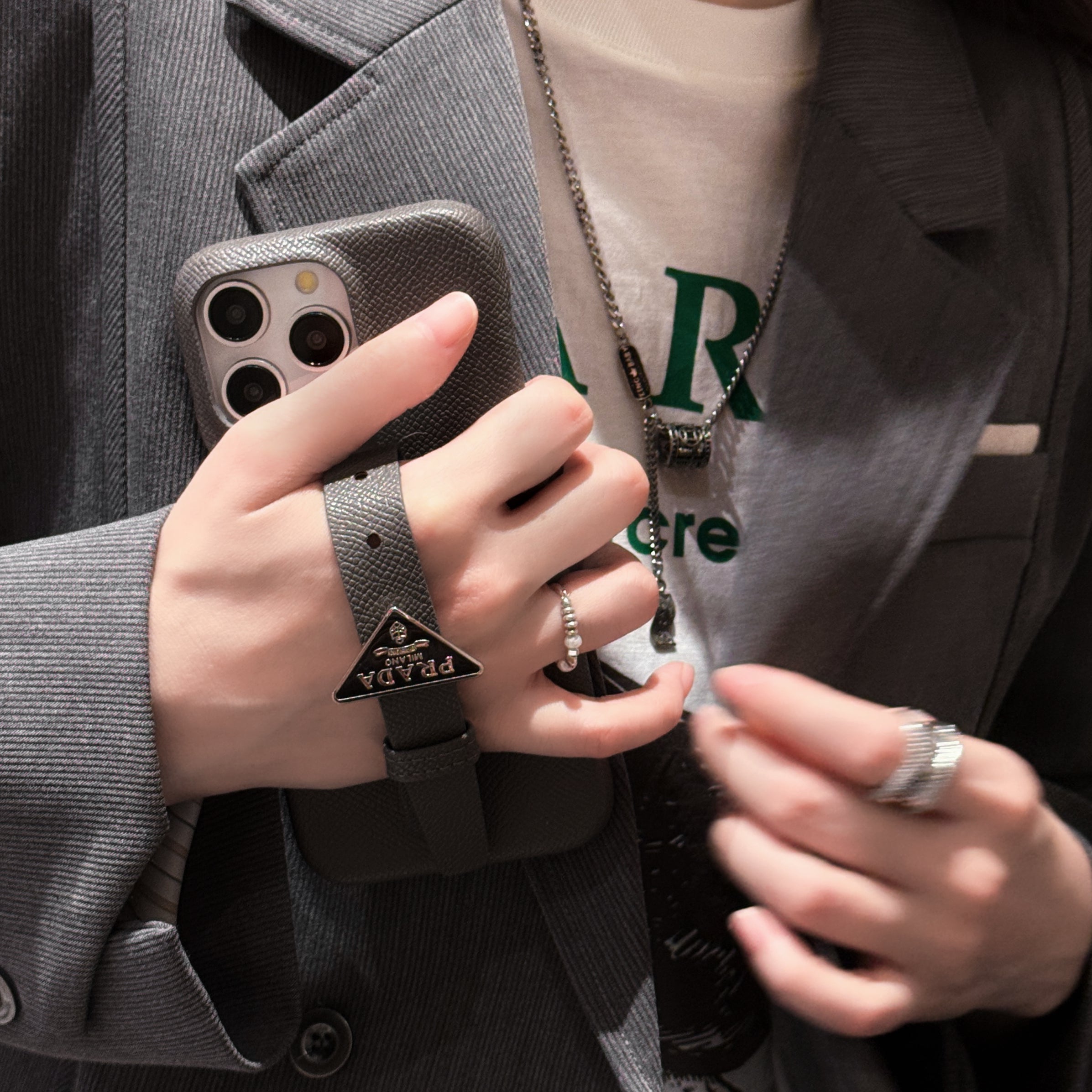 pra-leather-handle-iphone-case-2509