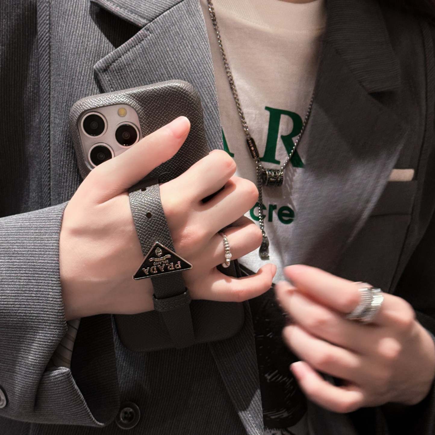 pra-leather-handle-iphone-case-2509