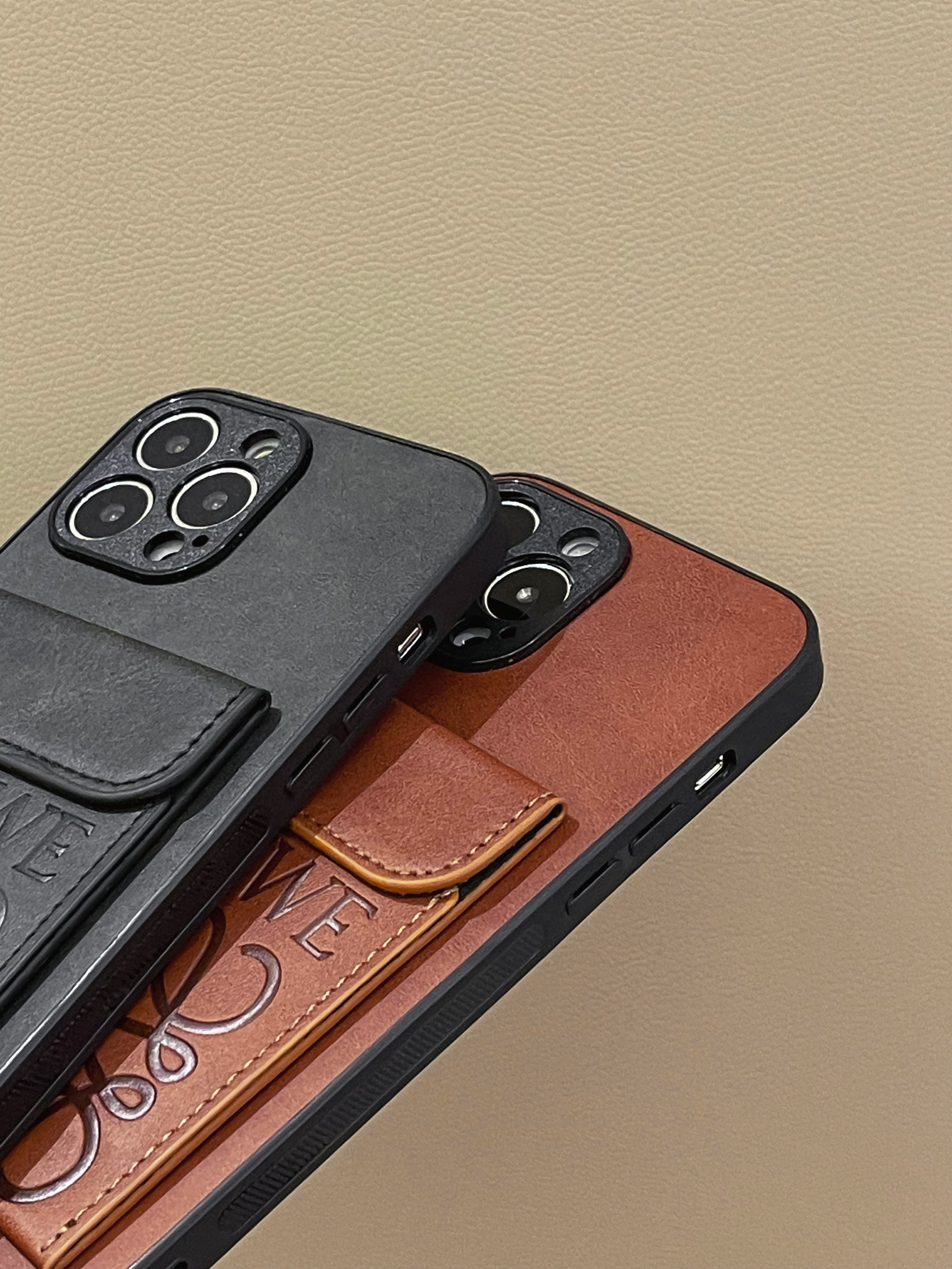 loewe-iphone-case-with-card-holder-brown-lzp241448-9625