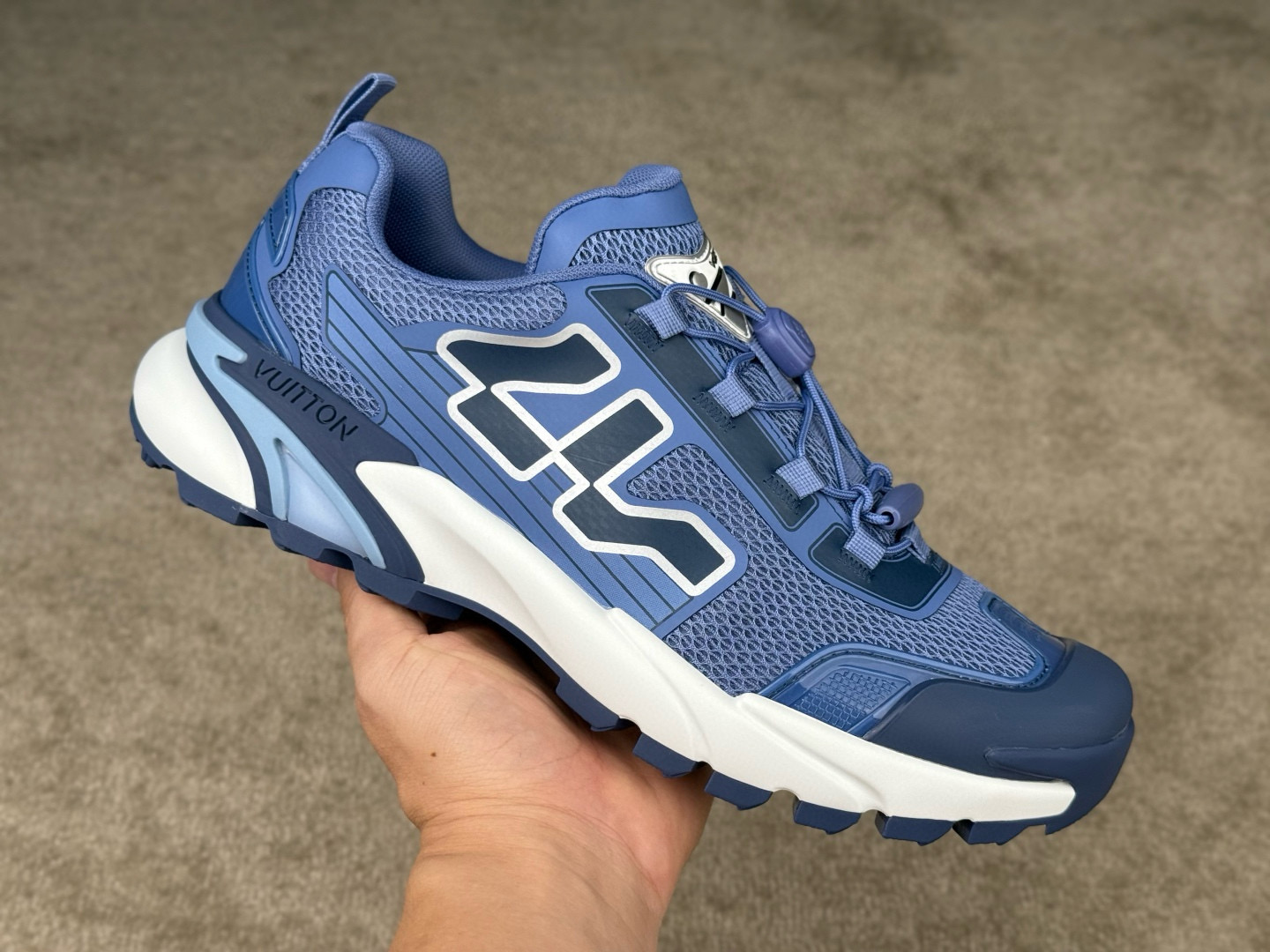 louis-vuitton-sneaker-lsvt1506-5560