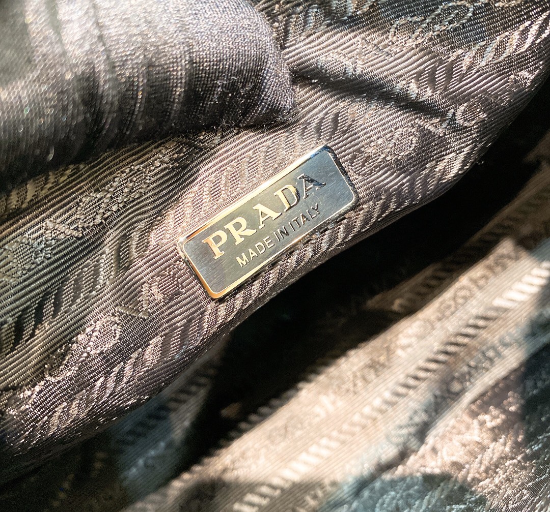 Pra Re-Edition 2005 Re-Nylon Mini Bag Black For Women, Women's Bags 8.6in/22cm 1NE204_R064_F0002