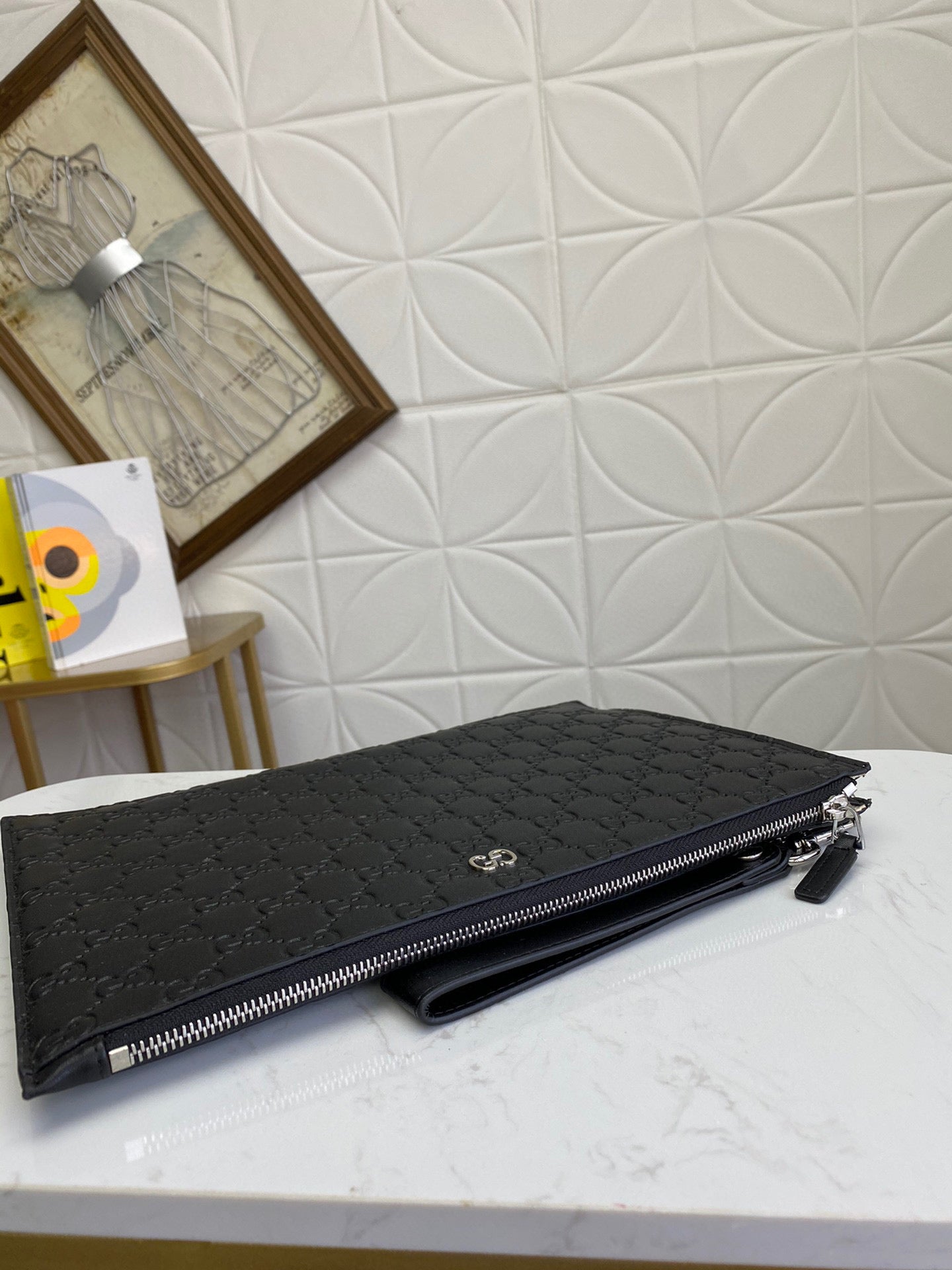 GC238  12x8.3x0.6inch