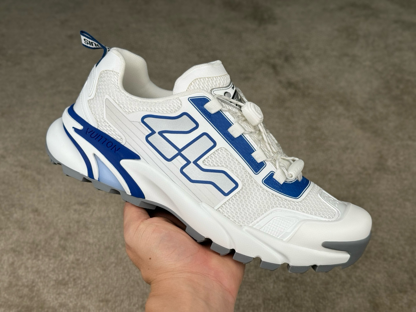 louis-vuitton-sneaker-lsvt1509-1477