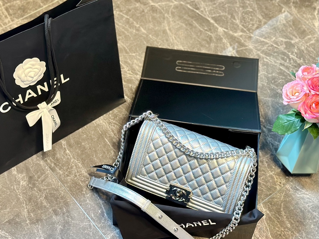 cc-new-arrival-leboy-caviar-leather-size-25-cm-7590