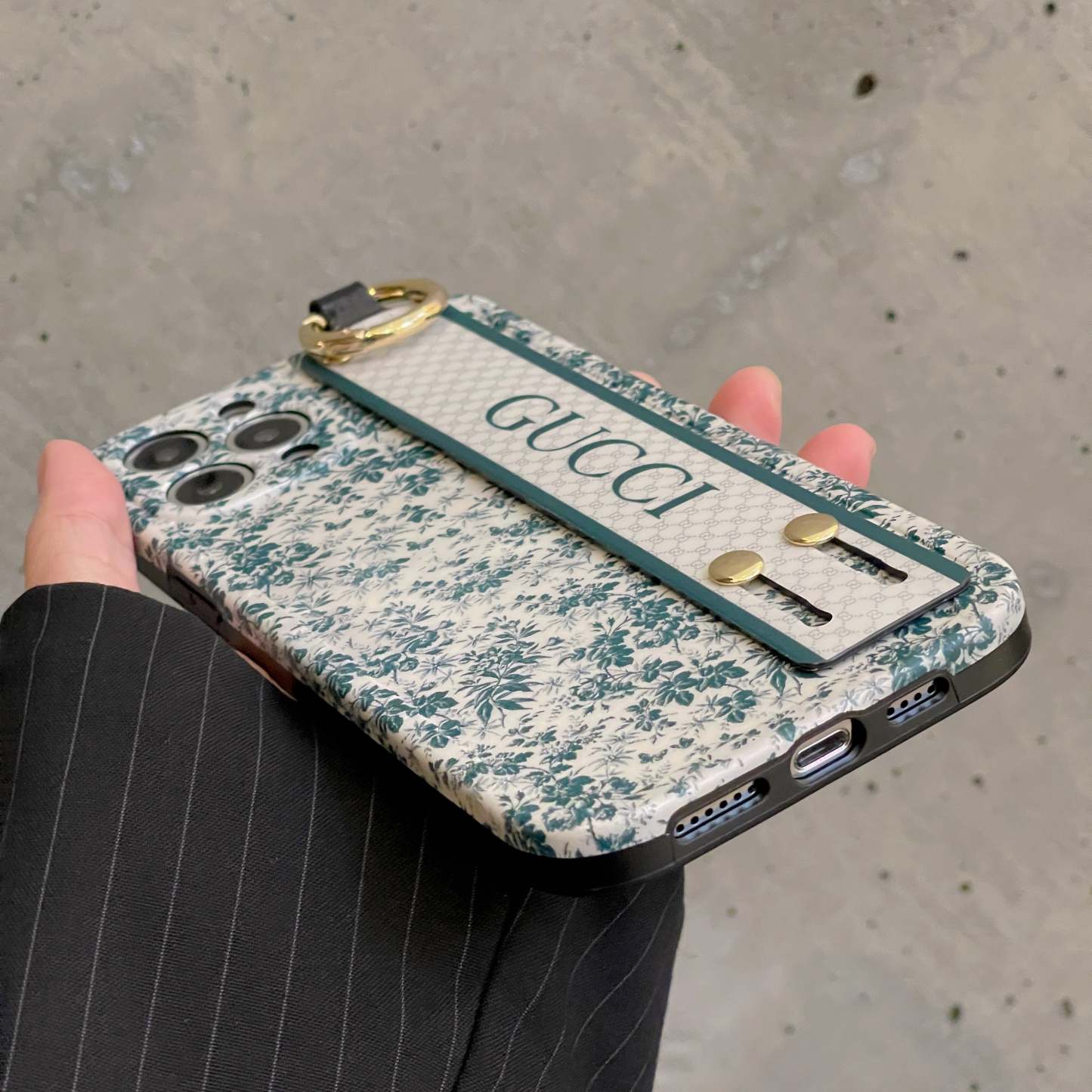 gg-wristband-iphone-case-6995