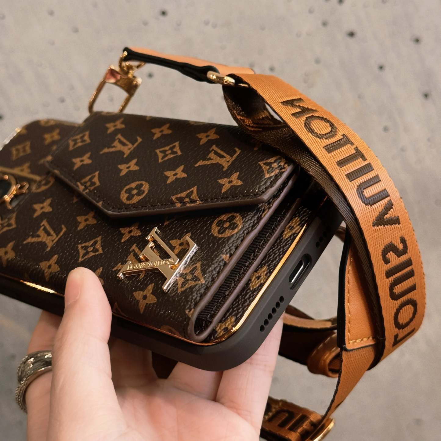 advanced-leather-iphone-case-with-wallet-and-strap-brown-7214