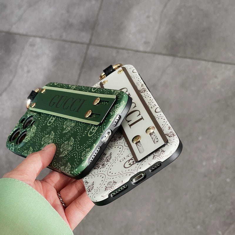 gg-wristband-iphone-case-7757