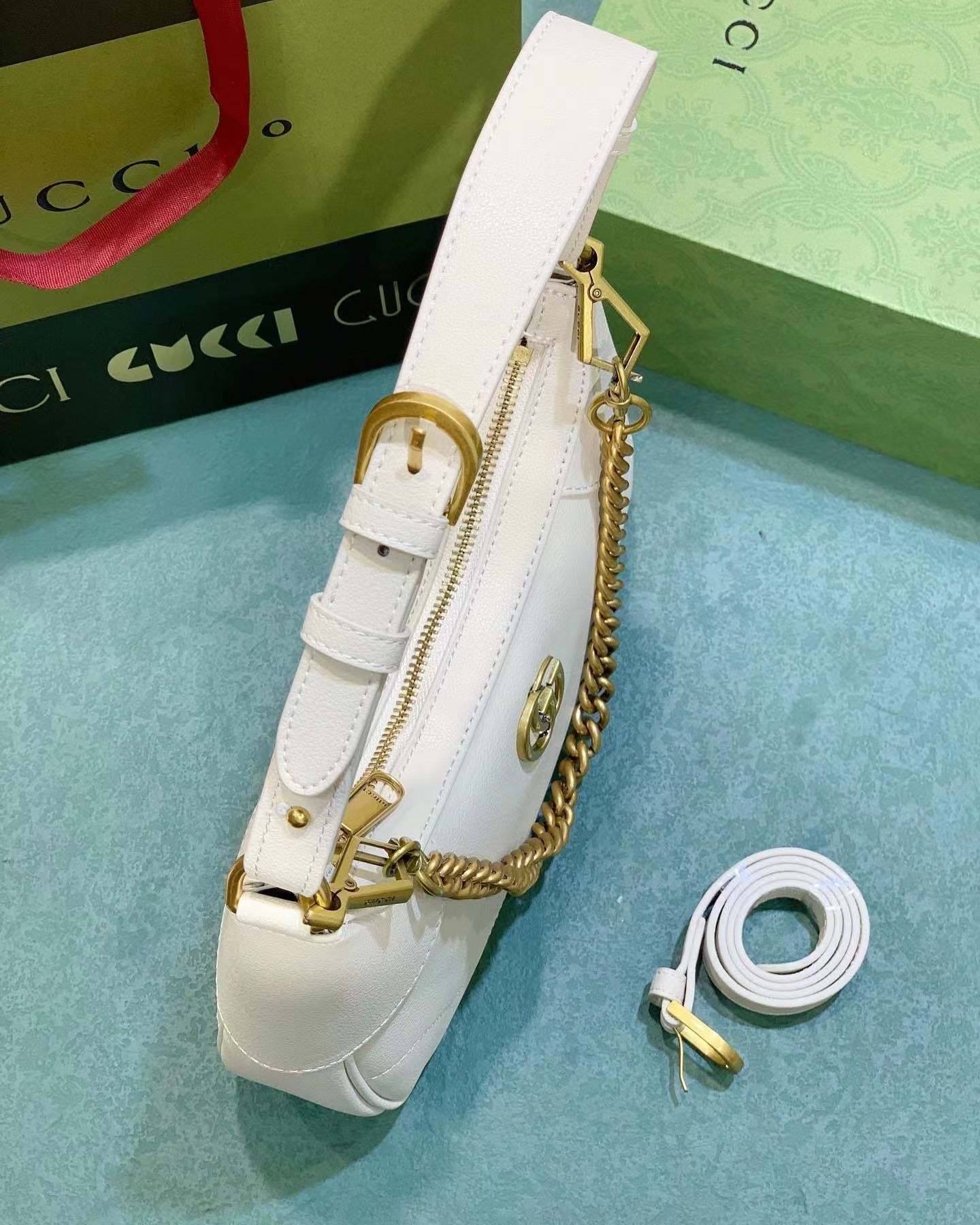 gc465-aphrodite-small-shoulder-bag-w9-9-quot-x-h7-5-quot-x-d2-8-quot-3343