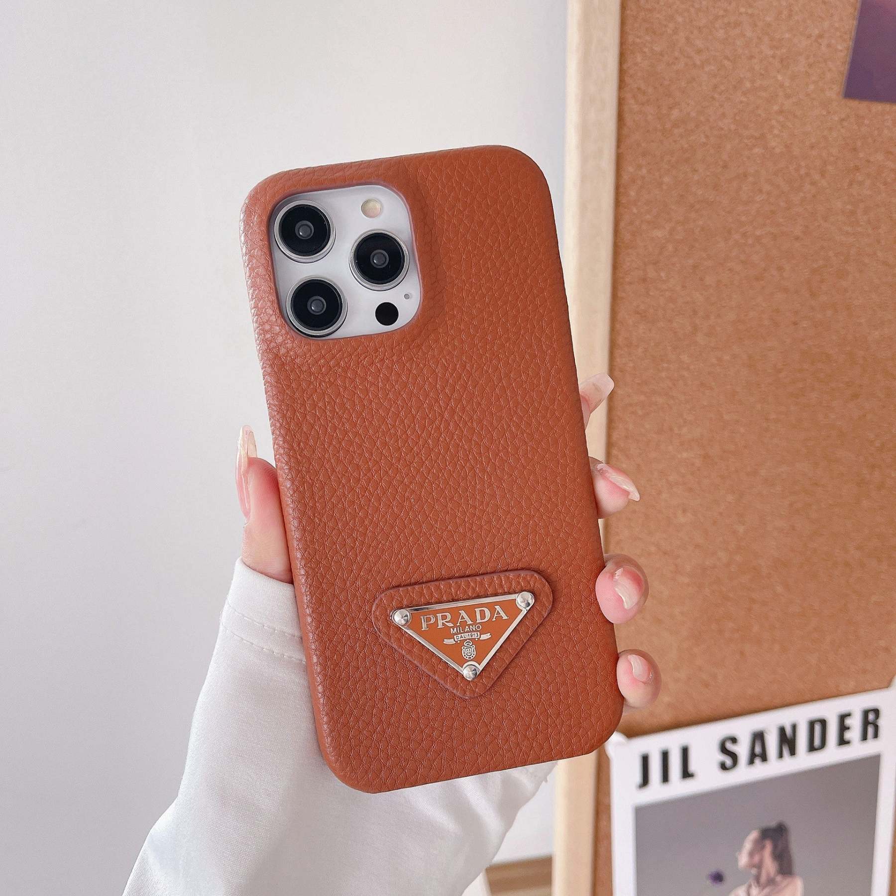 pra-leather-iphone-case-7690