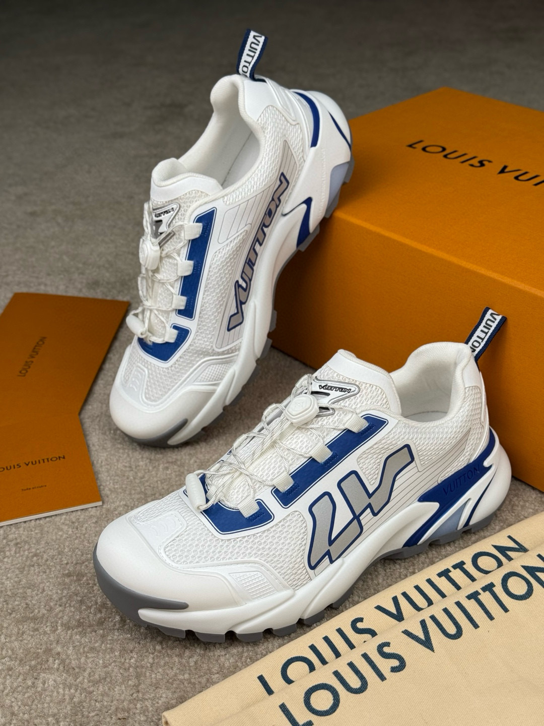 louis-vuitton-sneaker-lsvt1509-1477