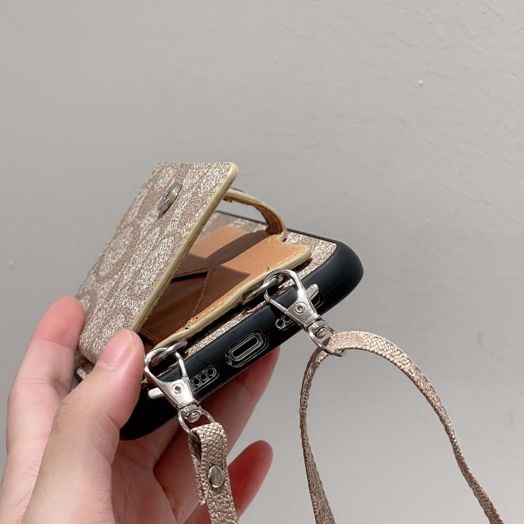 coa-card-bag-leather-chain-iphone-case-4679