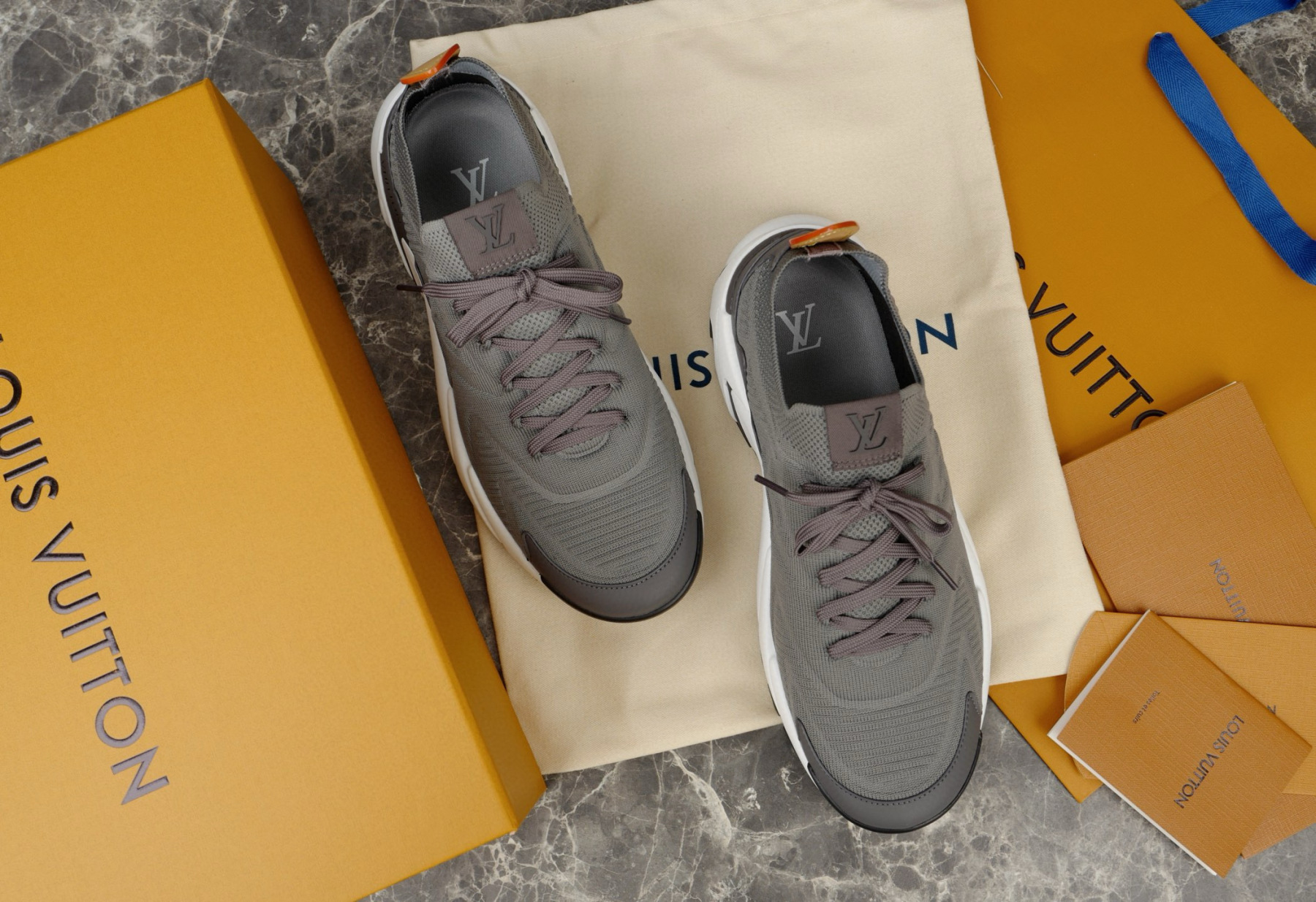 louis-vuitton-sneaker-lsvt1514-7841