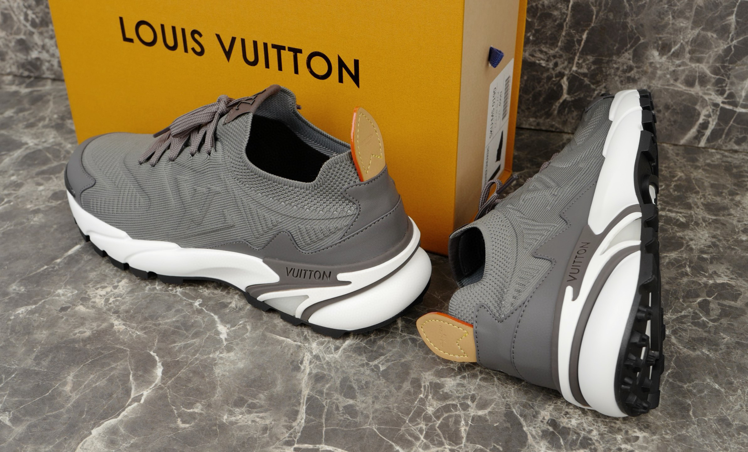 louis-vuitton-sneaker-lsvt1514-7841