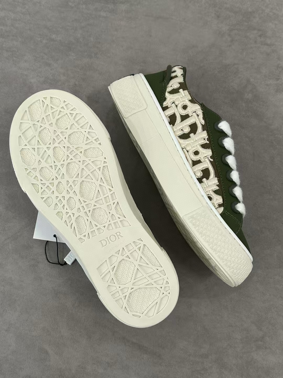 dior-b33-sneaker-dior1334-3555