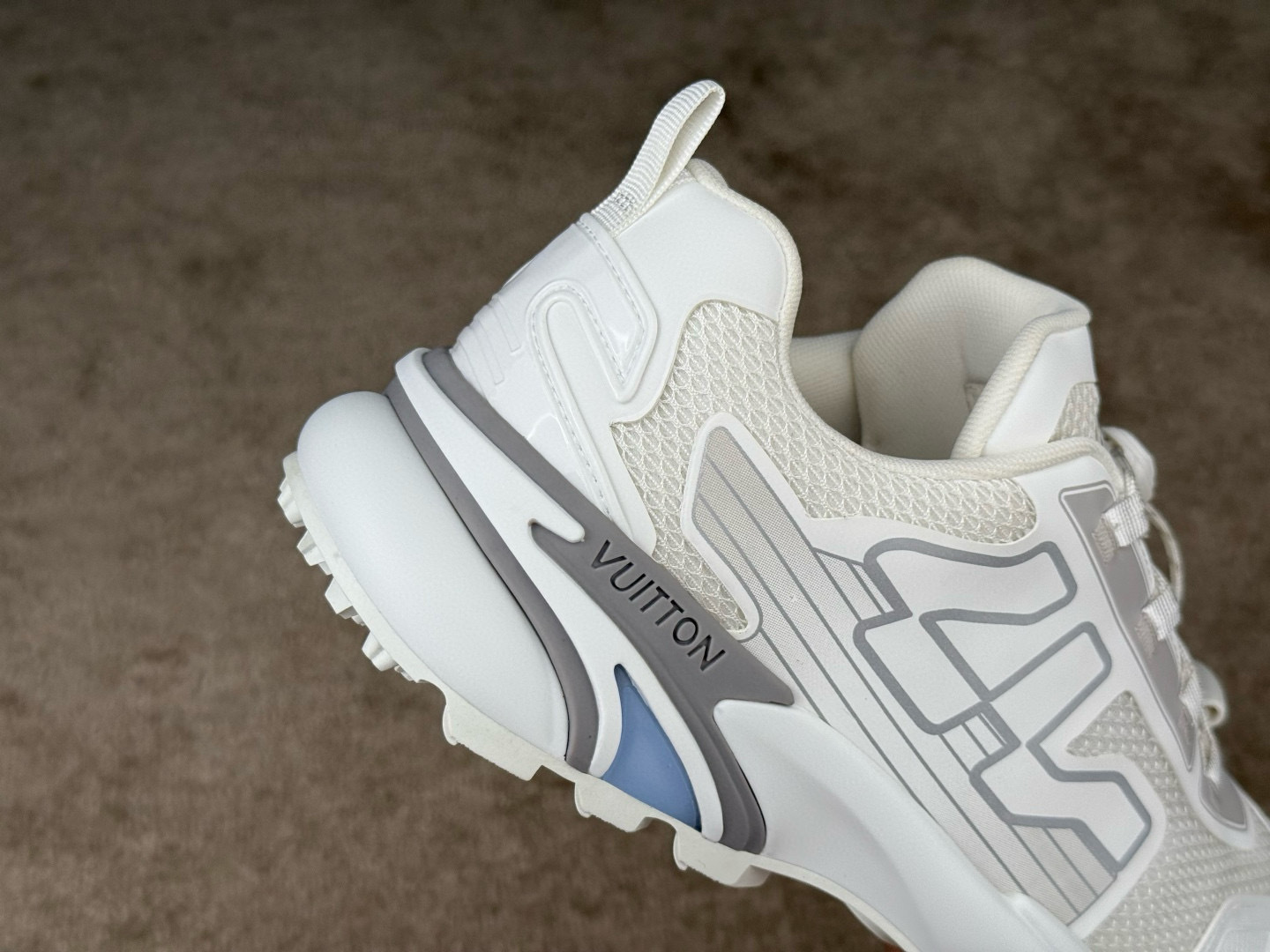 louis-vuitton-sneaker-lsvt1510-7245