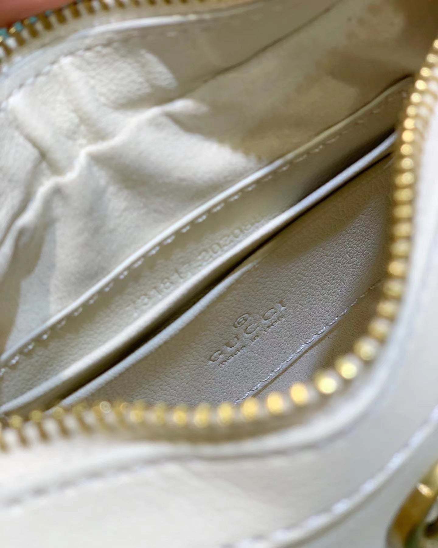 gc465-aphrodite-small-shoulder-bag-w9-9-quot-x-h7-5-quot-x-d2-8-quot-3343