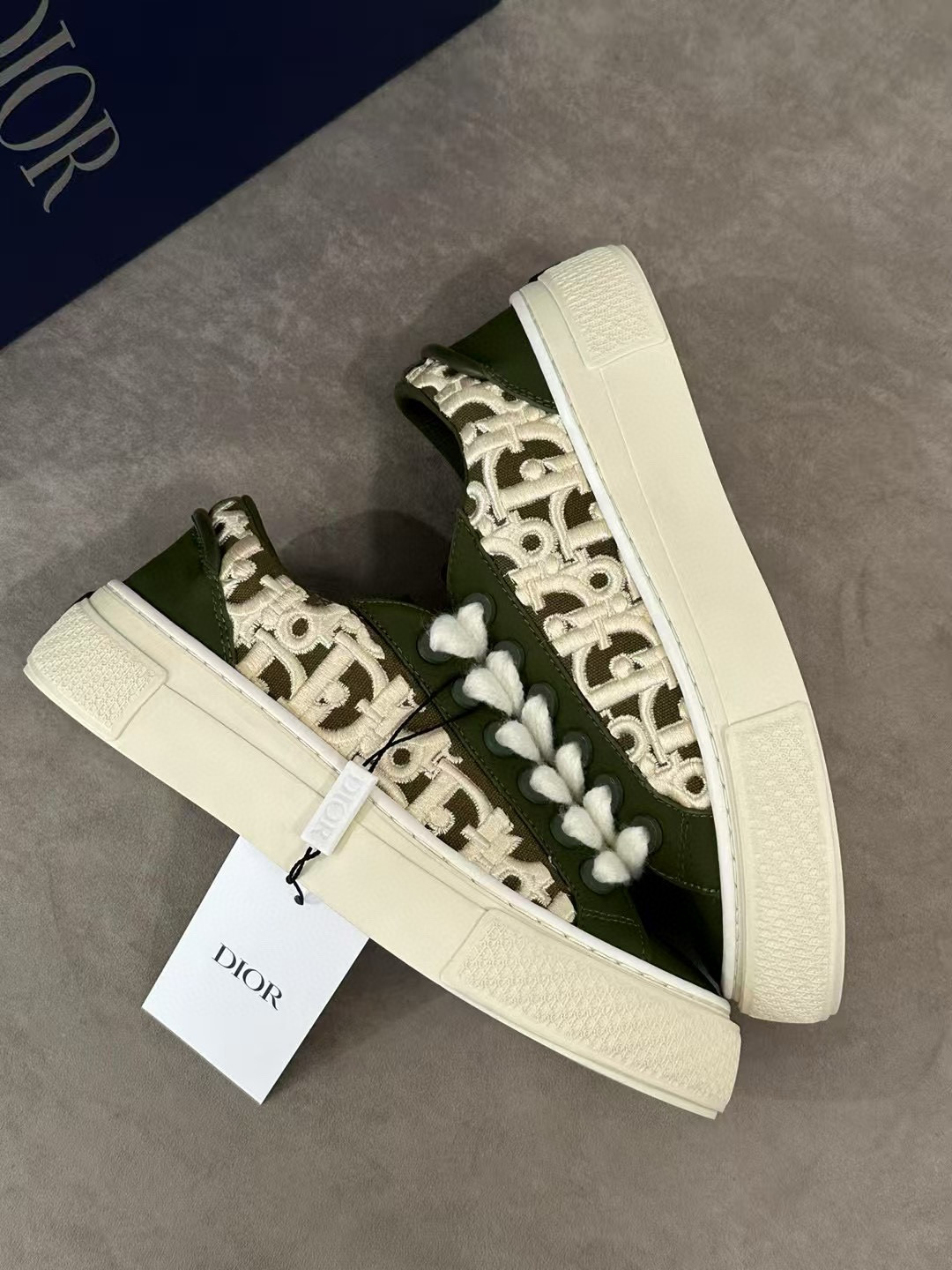 dior-b33-sneaker-dior1334-3555