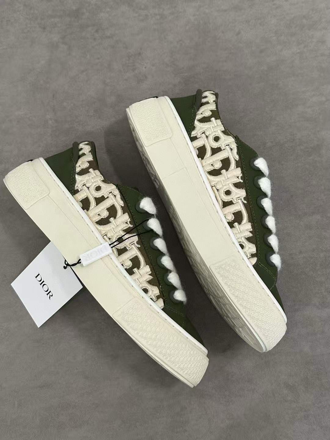 dior-b33-sneaker-dior1334-3555