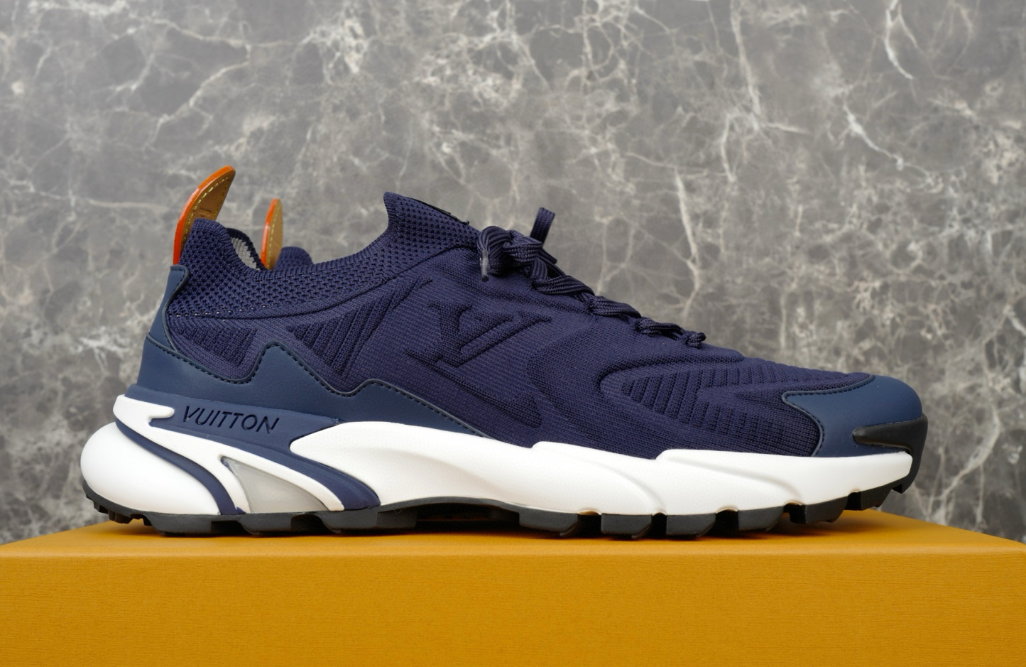 louis-vuitton-sneaker-lsvt1513-6732