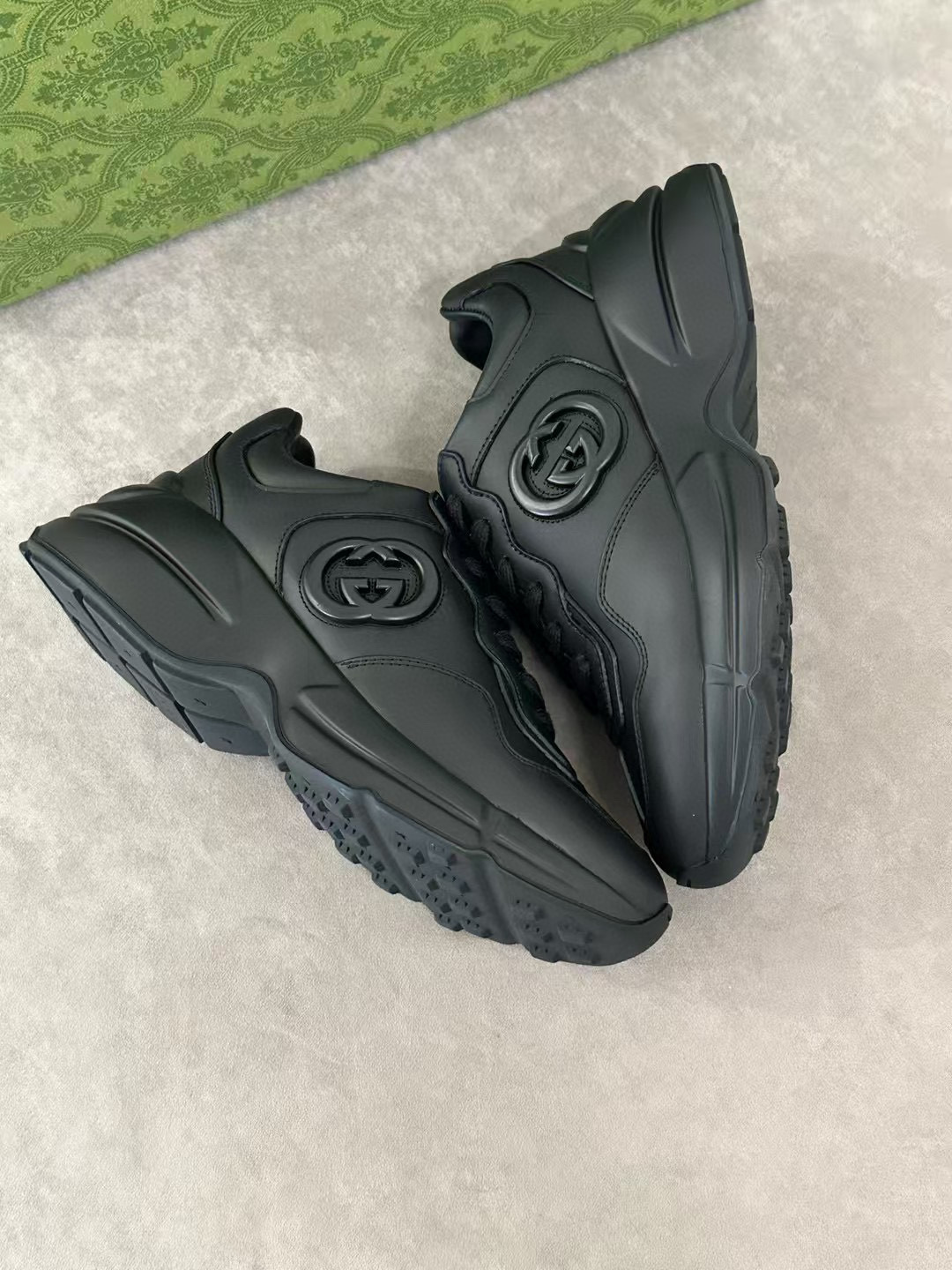 gucci-sneaker-gucc1198-8205