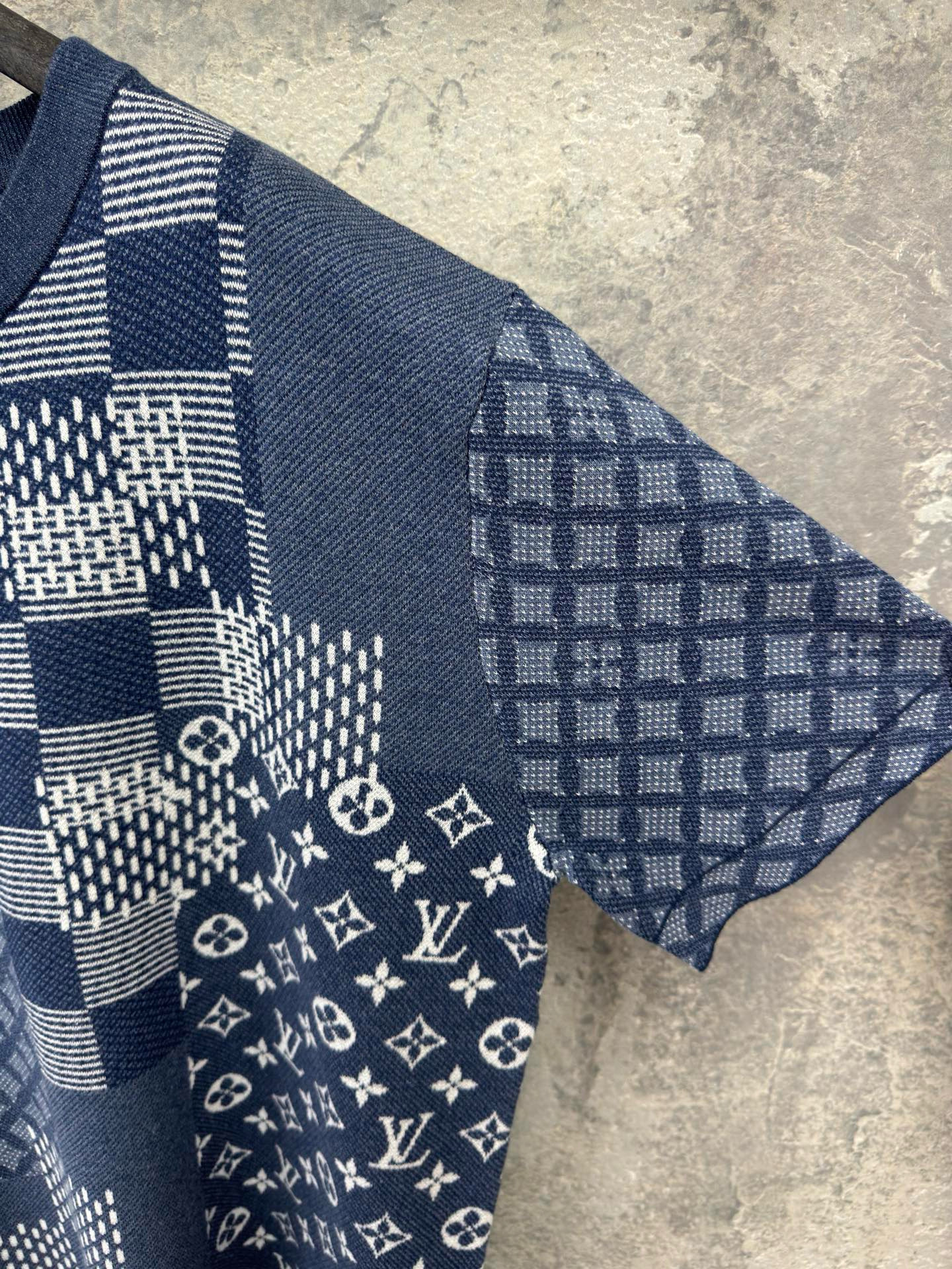 louis-vuitton-t-shirt-tshp3493-7491