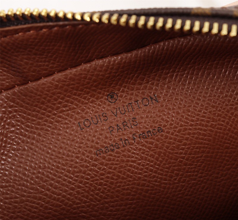 L hot sale Pochette Cite Monogram Canvas Handbag