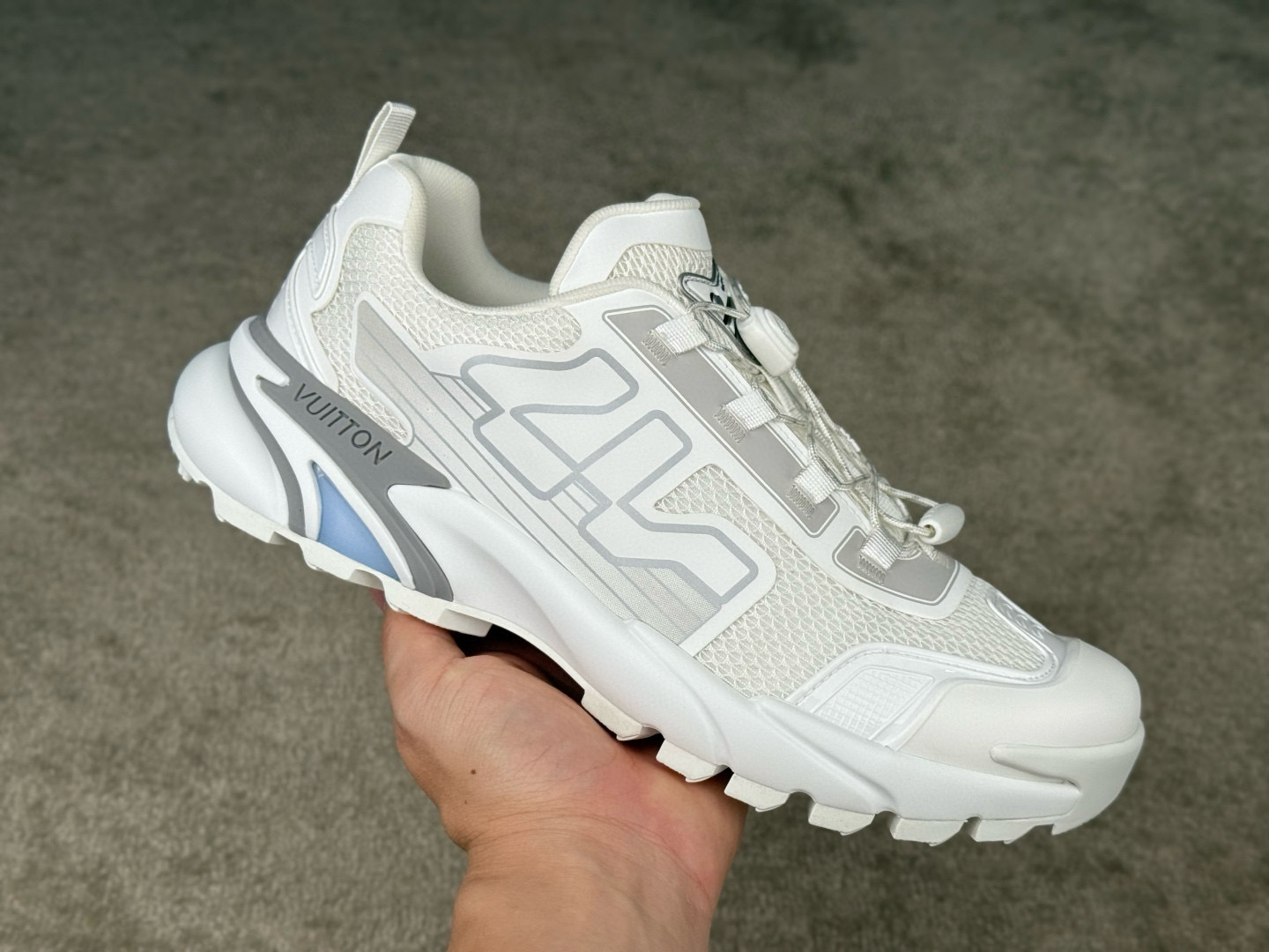 louis-vuitton-sneaker-lsvt1510-7245