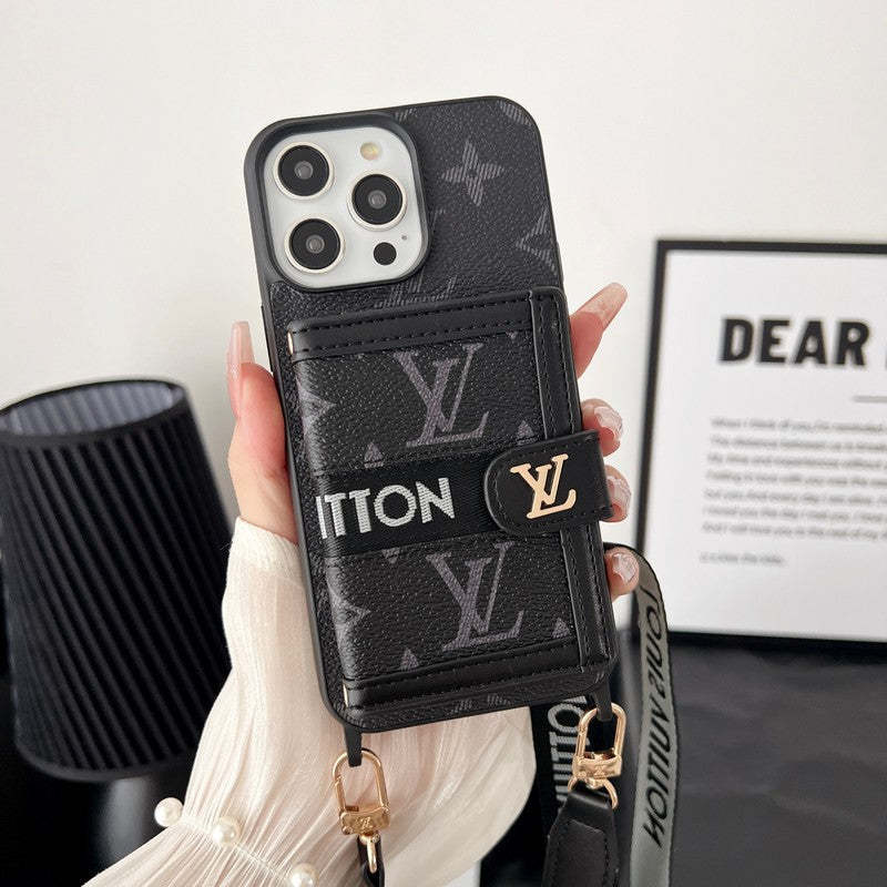 lou-card-bag-chain-black-white-iphone-case-3863