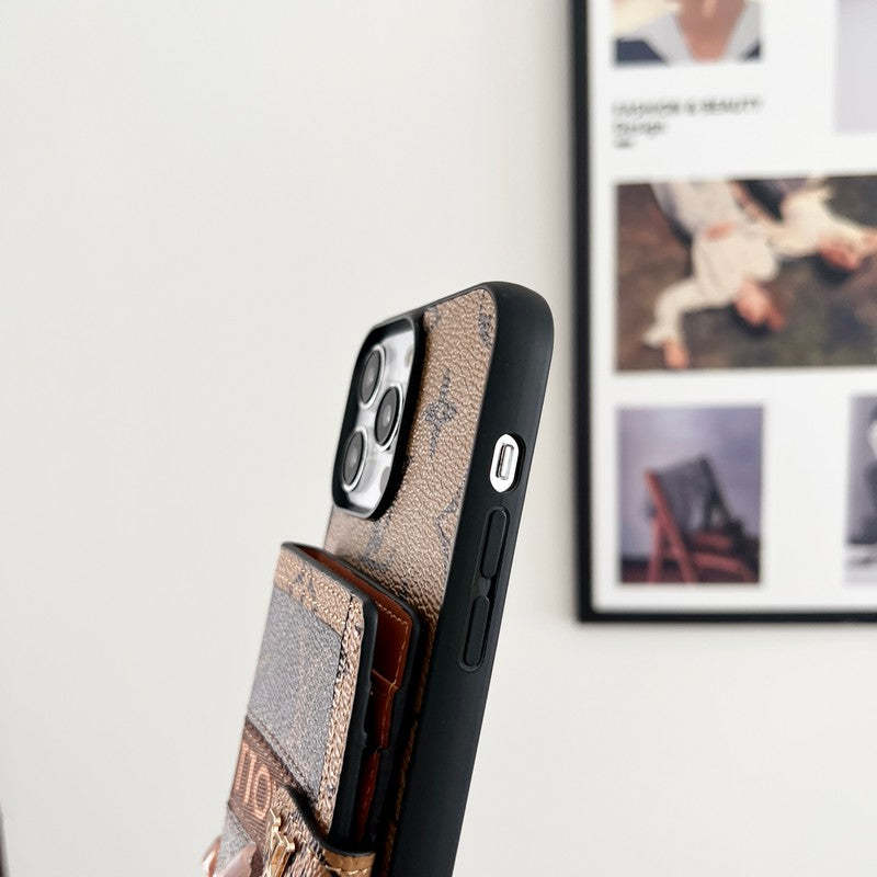 lou-card-bag-chain-classic-brown-iphone-case-995