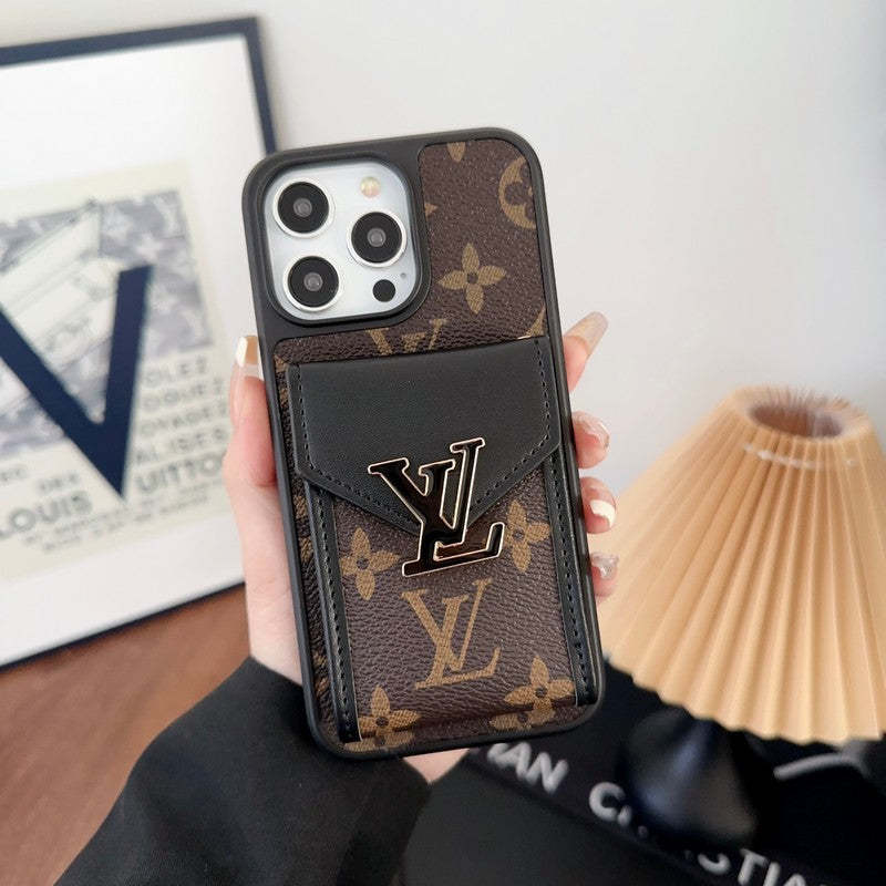 lou-card-bag-five-color-chain-iphone-case-8073