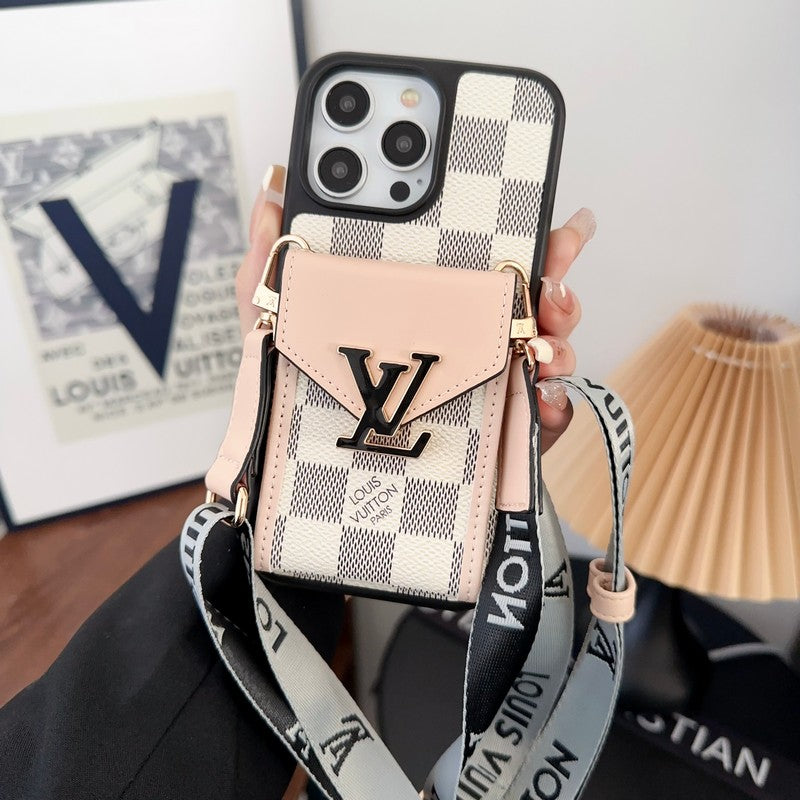 lou-card-bag-five-color-chain-iphone-case-8073