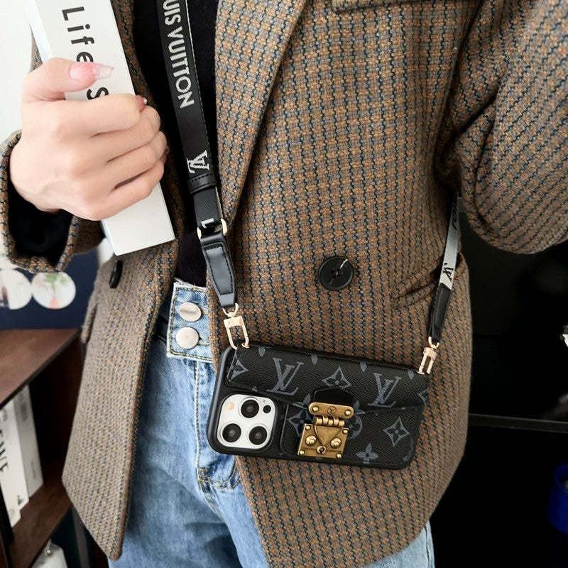 lou-lock-card-bag-crossbody-chain-iphone-case-4744