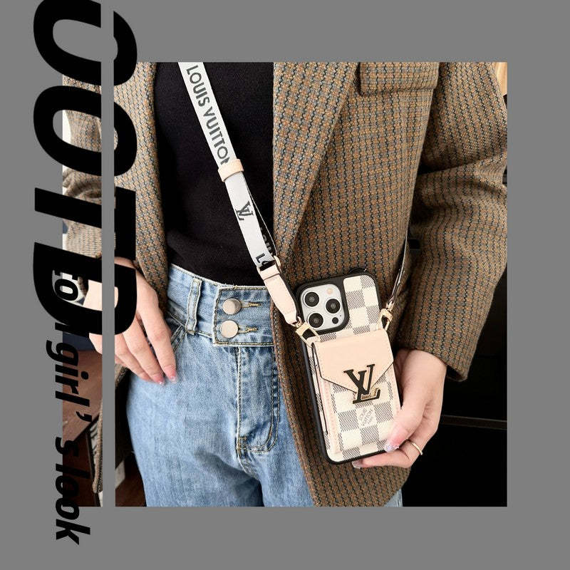 lou-card-bag-five-color-chain-iphone-case-8073