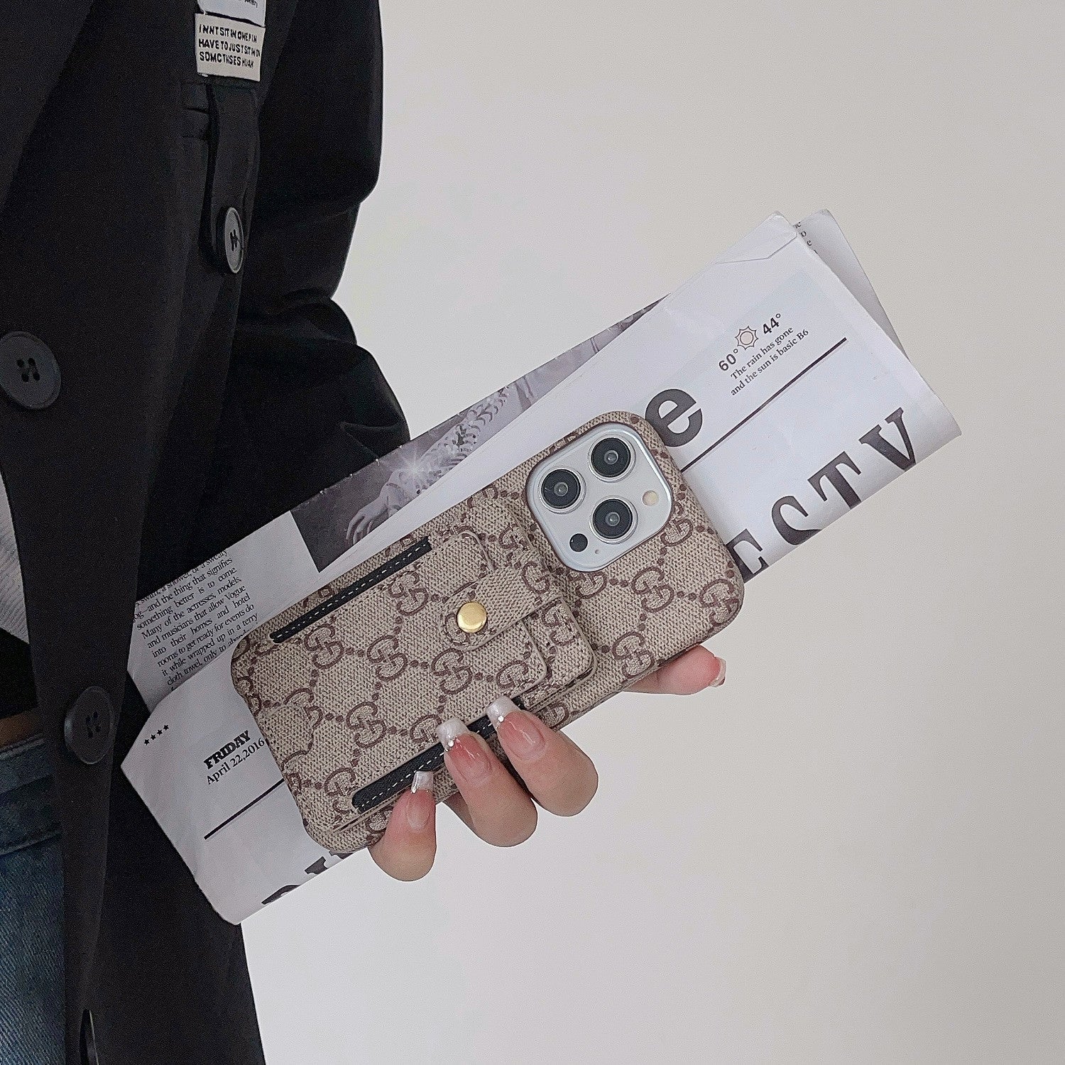 gg-card-holder-iphone-case-9533