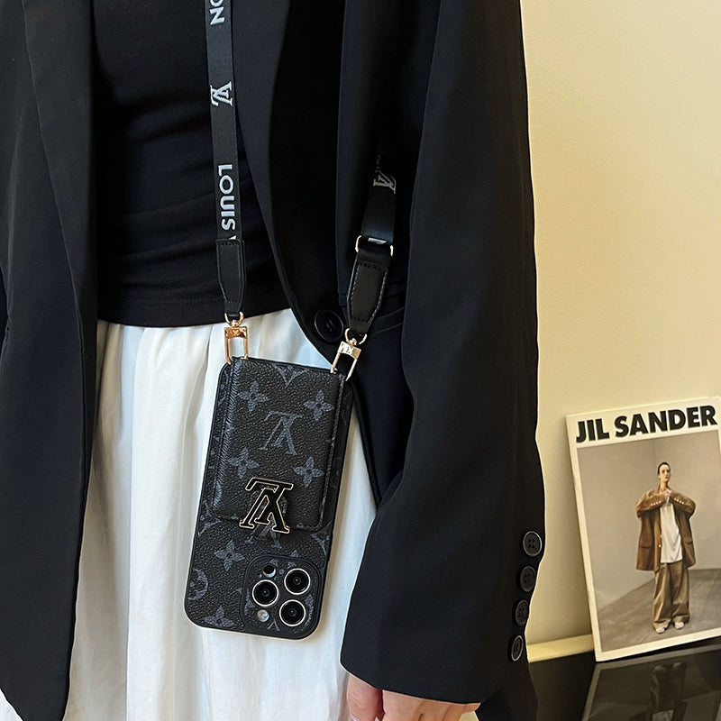 lou-card-bag-chain-black-iphone-case-2862