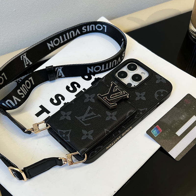 lou-card-bag-chain-black-iphone-case-2862