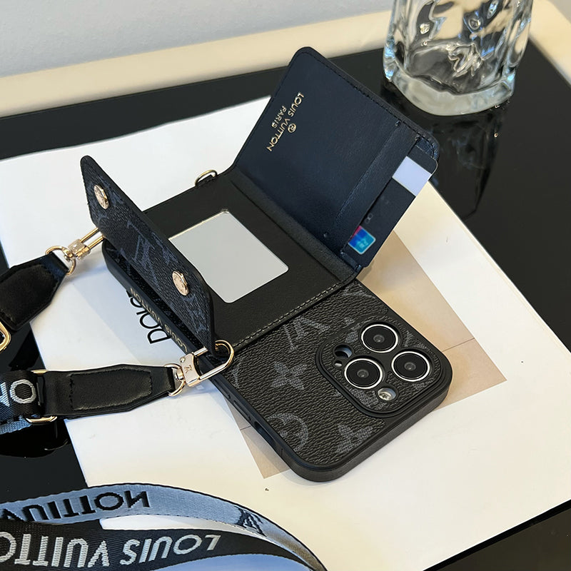 lou-card-bag-chain-black-iphone-case-9462